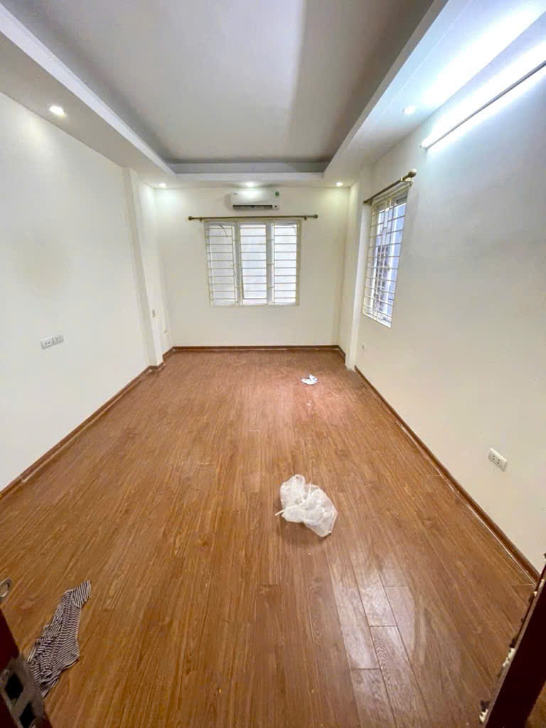 BÁN NHÀ - NHÂN MỸ - MỸ ĐÌNH - NAM TỪ LIÊM - 32M X 5 TẦNG - GẦN Ô TÔ.