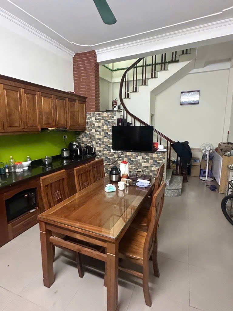 BÁN NHÀ - 42M X 6 TẦNG - ĐÌNH THÔN - MỸ ĐÌNH - Ô TÔ ĐỖ SÁT NHÀ - 10 TỶ.