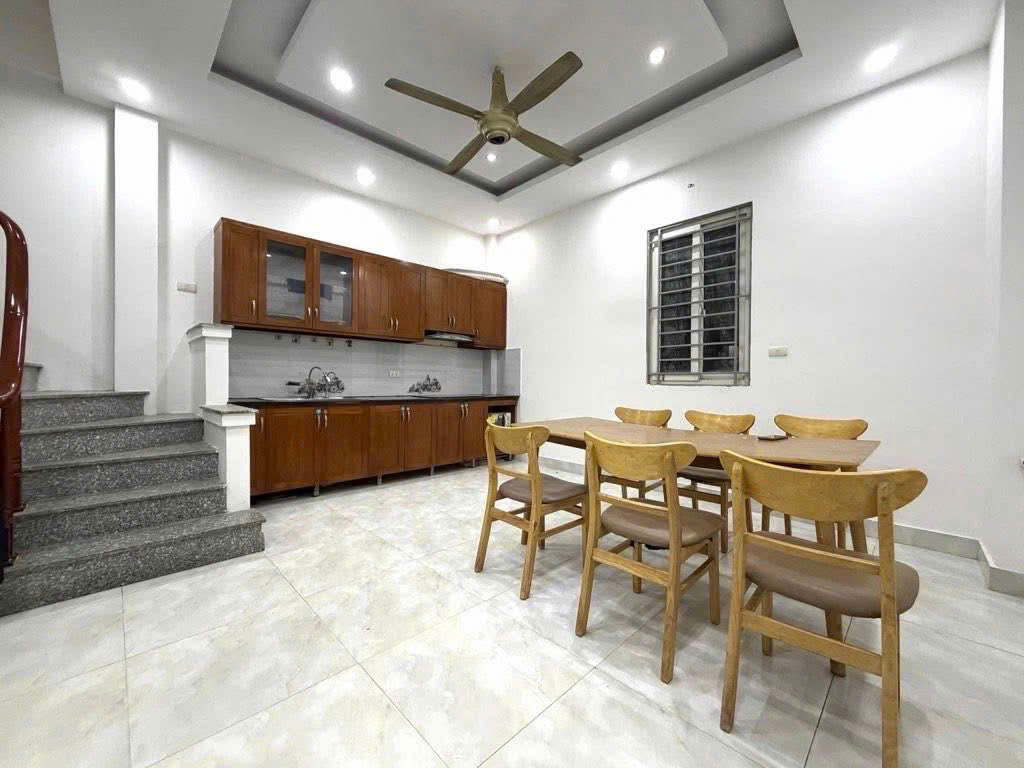 BÁN NHÀ 30M X 4 TẦNG - MIẾU ĐẦM - NAM TỪ LIÊM - NHỈNH 7 TỶ.