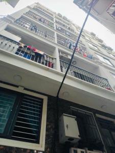 Miếu Đầm- Nam Từ Liêm, DT 36m, 8 tầng, xây mới, full nội thất, thang máy, kinh doanh, ô tô đỗ cửa.