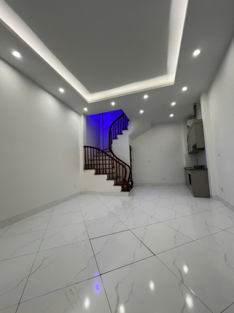 SIÊU PHẨM ĐẸP TỪ THÔNG SỐ NHÀ ĐẾN NHÀ NHỈNH 9 TỶ CÓ DOANH THU ĐỀU ĐẶN 80triệu/ tháng