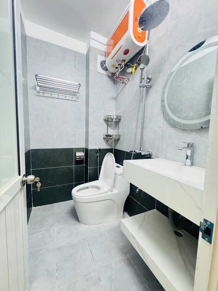 BÁN NHÀ PHÚC DIỄN NGAY CHỢ KIỀU MAI KINH DOANH ĐỈNH 35.3M2 5 TẦNG THOÁNG – NỞ HẬU