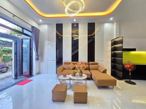 NHỈNH 6tỷ Có nhà Minh Khai Bắc Từ Liêm 6 tầng thang máy- hai thoáng