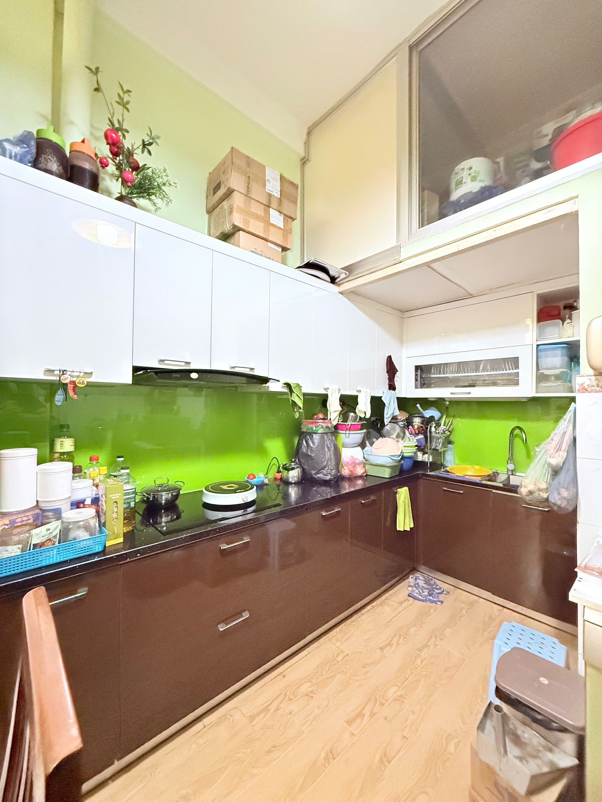 Nhà đẹp Tôn Thất Tùng , ngõ thông tứ tung, trung tâm tiện ích chỉ với giá 8,x tỷ