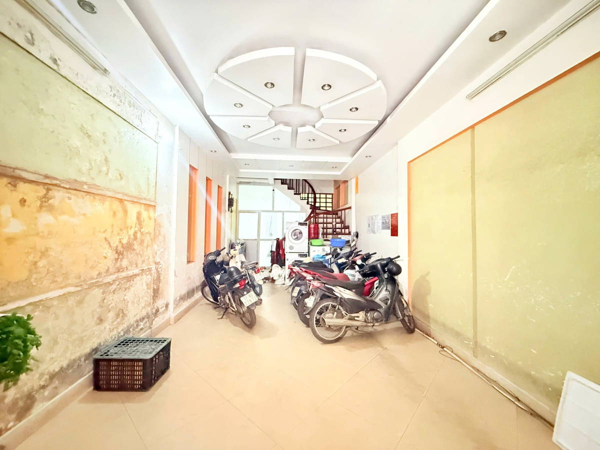 bán nhà ngọc thụy