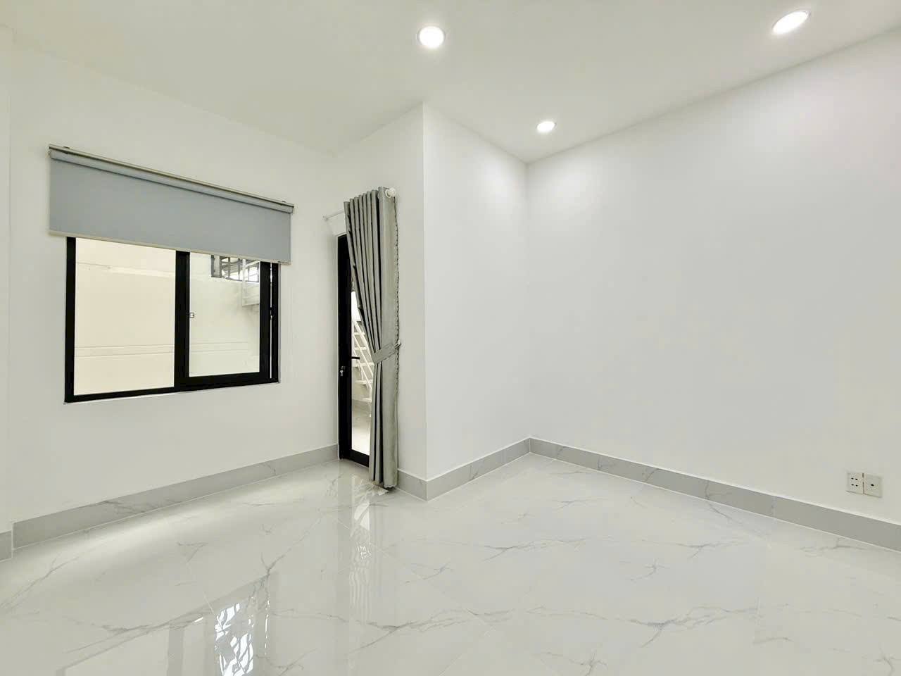 Bán nhà HXH thông tứ phía 2 tầng 75m2, 3PN hẻm thông đường Hiệp Bình