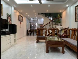 NHÀ Ở YÊN LƯƠNG- LÔ GÓC - 7 CHỖ CHẠY VÒNG QUANH - Ở - KHO XƯỞNG ĐỀU ỔN