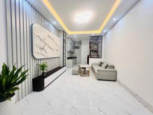 Phân lô Xuân Thủy - Cầu Giấy, ngõ nông rộng, 35m2 x 5 tầng, giá 7 tỷ 68