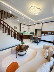 Bán nhà Sài Đồng, Long Biên, Hà Nội, 5,95 tỷ, 43m2, view đẹp, nhiều tiện ích, ngõ nông
