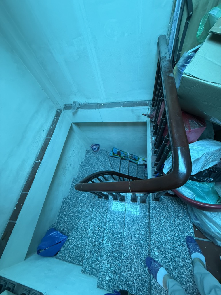HIẾM CÓ KHÓ TÌM - PHỐ TRẠM LONG BIÊN LÔ GÓC 2 MẶT THOÁNG – NGÕ TO NHƯ PHỐ – Ô TÔ ĐỖ CỬA MẶT TIỀN 4M – GIÁ CHỈ HƠN 7 TỶ