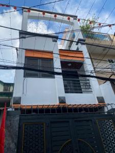 NHÀ ĐẸP TÂN HOÁ Q 11 - HẺM 4 M THÔNG - 3 TẦNG. - 3.8X16 - GIÁ NHỈNH 8 Tỷ TL