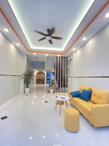 BÁN NHÀ SANG TRỌNG Q11 -TÂN HOÁ - 3 TẦNG - 3.8X 16 - HẺM 4 M THÔNG - GIÁ 8.2 TỶ TL