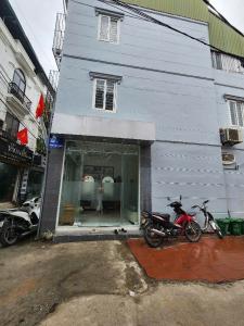 LÔ GÓC Ô TÔ TRÁNH - MẶT PHỐ KINH DOANH - GIÁP HÀ ĐÔNG