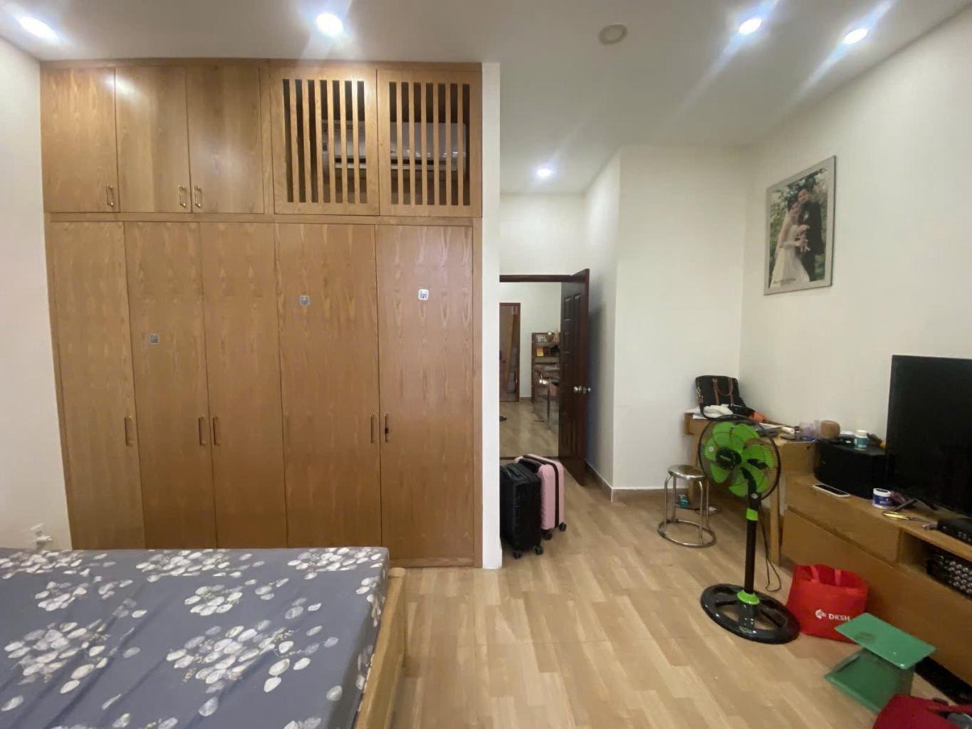 Bán nhà 2 lầu Ngô Chí Quốc, sát chợ đầu mối, 100m2, giá 6.5 tỷ