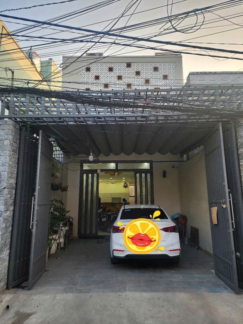 Bán nhà 2 lầu Ngô Chí Quốc, sát chợ đầu mối, 100m2, giá 6.5 tỷ