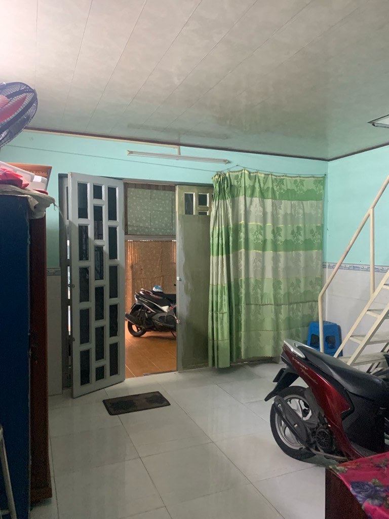 Bán Nhà 3 Phòng Ngủ Cực Đẹp Gần Chợ Đầu Mối – Đường Lê Thị Hoa – Chỉ 4 TỶ Thương Lượng