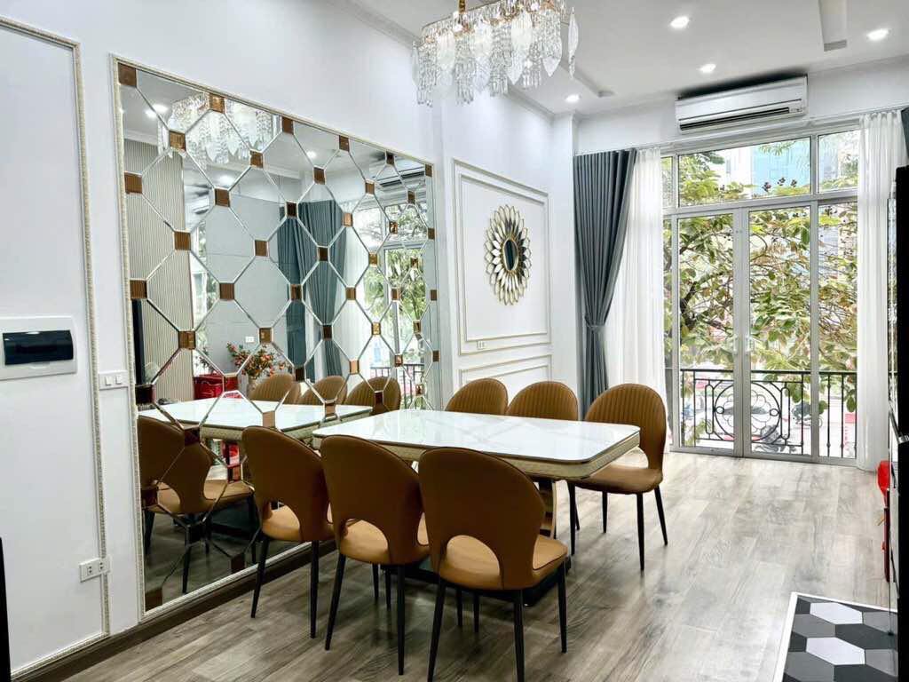 Bán nhà lô góc 3 mặt thoáng Hào Nam