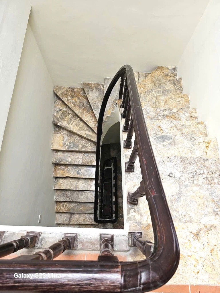 NHÀ ĐẸP TRUNG TÂM BA ĐÌNH 9 TỶ 60M2