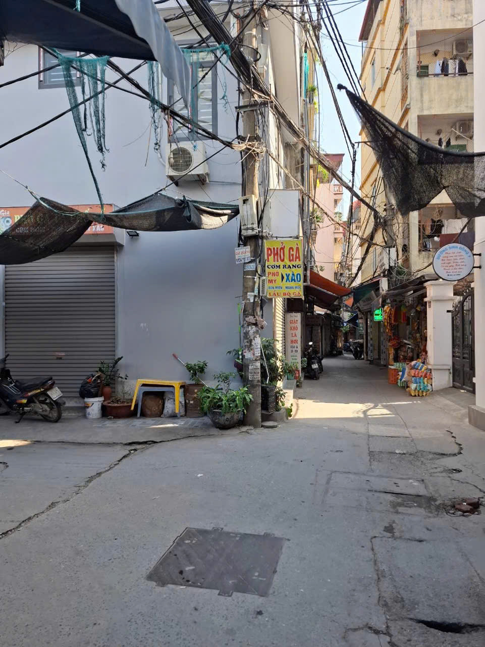 BÁN GẤP CĂN NHÀ NGUYỄN KHÁNH TOÀN DT 76M - 5 TẦNG - 30M RA PHỐ - GIÁ 12.8 TỶ