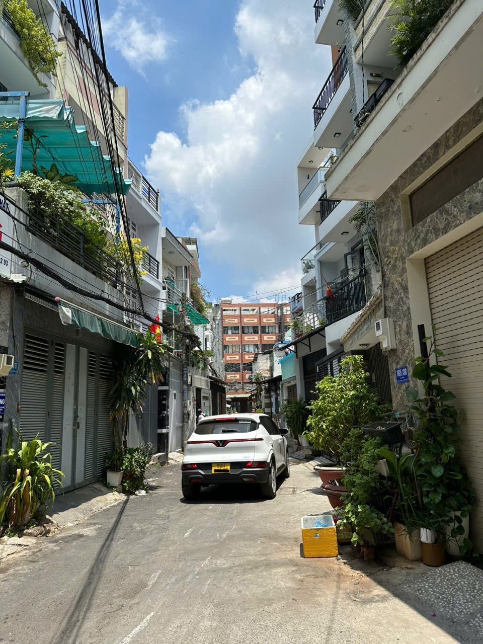 BÁN NHÀ: NHÀ 4 TẦNG LẦU - HẺM XE XƠI - ĐƯỜNG TÂY THẠNH - GẦN SIÊU THI AEON TÂN PHÚ 5 PHÚT ĐI XE - GẦN ĐƯỜNG LÊ TRONG TẤN - GẦN ĐƯỜNG TRƯỜNG TRINH -CHỈ NHỈNH 8X TỶ