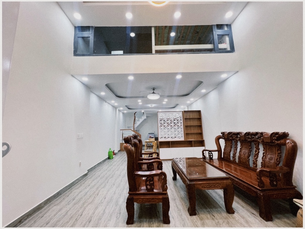 MẶT TIỀN ĐƯỜNG LỚN VỪA Ở VỪA KINH DOANH ĐƯỢC, TỔNG DIỆN TÍCH 64M2, CHỈ 5.1 TỶ