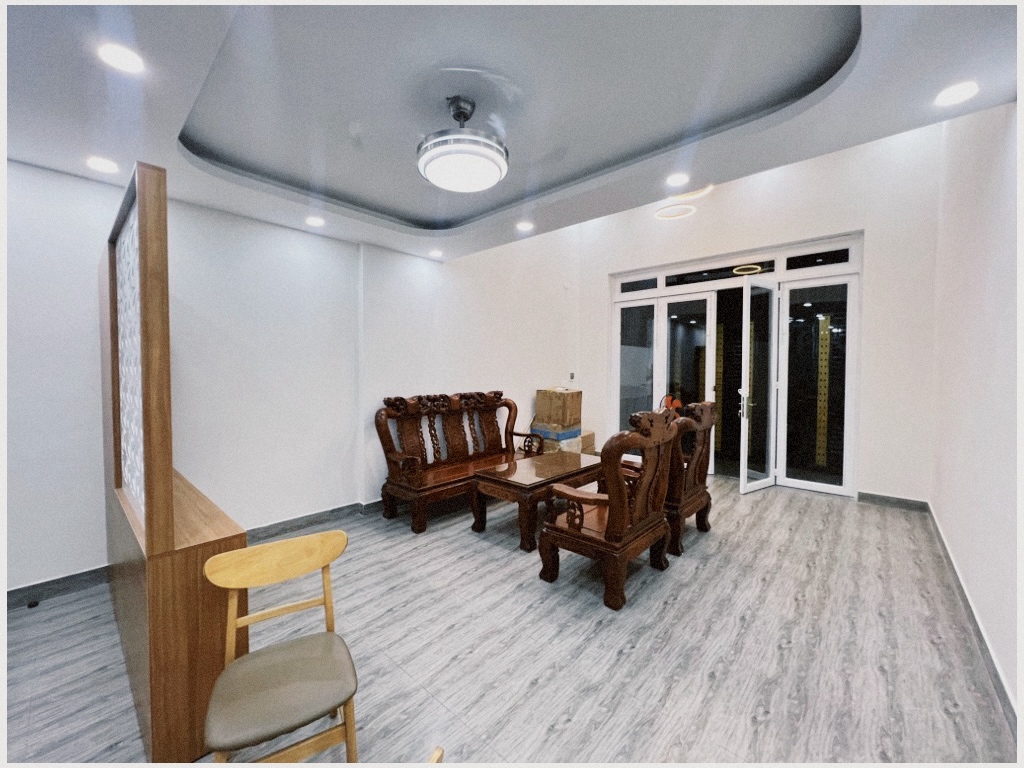 MẶT TIỀN ĐƯỜNG LỚN VỪA Ở VỪA KINH DOANH ĐƯỢC, TỔNG DIỆN TÍCH 64M2, CHỈ 5.1 TỶ