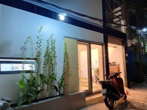 BÁN NHÀ MỚI Nguyễn Tất Thành - HXT - KHU VIP DÂN TRÍ CAO - NHỈNH 6 TỶ