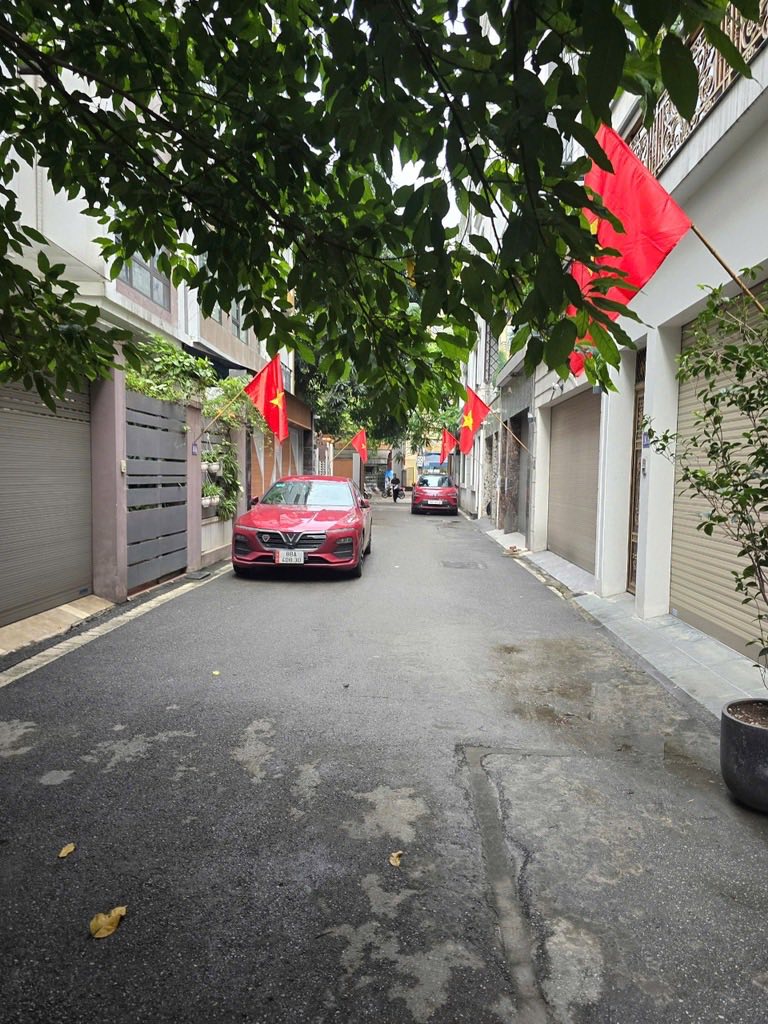 NHÀ ĐẸP MẶT PHỐ LỤA VẠN PHÚC - HÀ ĐÔNG - KINH DOANH SẦM UẤT - Ô TÔ TRÁNH ĐỖ