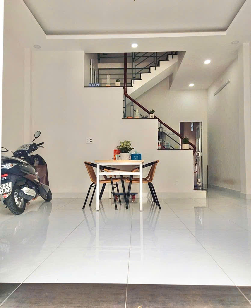 NHÀ MỚI Ở NGAY - CHỈ NHỈNH 6XTỶ - NGAY HUỲNH VĂN NGHỆ P15 TÂN BÌNH- 76M2 - SỔ A4