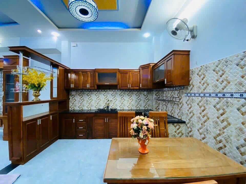 SIÊU PHẨM- PHAN HUY ÍCH - NGANG 6M- CHỈ NHỈNH 6X TỶ - SD66m2 - HẺM XE HƠI ĐẬU CỬA