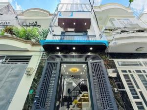 BÁN NHÀ GẦN MẶT TIỀN – HẺM XE HƠI - 35M2 - GẦN PHẠM VĂN CHIÊU – CHỈ NHỈNH 4.X TỶ