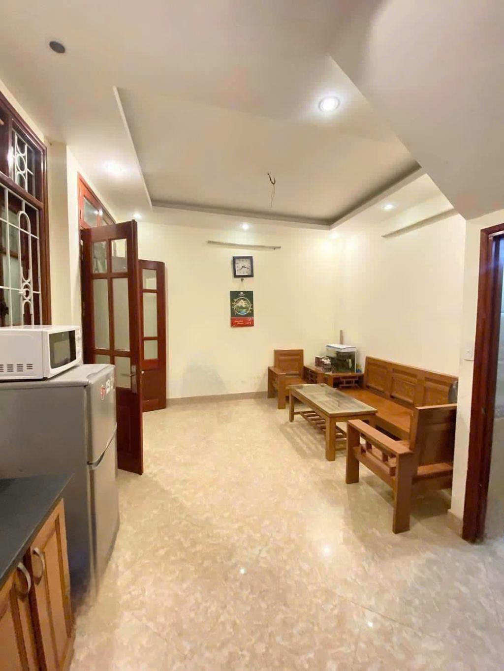 NHÀ PHỐ Hoa Bằng- NGÕ BAGAC NÔNG, RỘNG, THOÁNG, 60M RA OTO TRÁNH, XUNG QUANH BẠT NGÀN TIỆN ÍCH