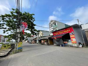 BÁN NHÀ CỰC HIẾM ĐÔNG ANH 38M- 5 TẦNG SIÊU ĐẸP NHỈNH 2,5 Tỷ - MẶT TIỀN RỘNG - Ô TÔ ĐỖ CỔNG- KO LỖI PHONG THỦY