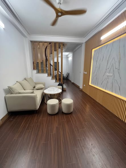 ◆ 34M² XÂY 4 TẦNG – HÀ TRÌ, HÀ CẦU, BÀ TRIỆU – GIÁ 6 TỶ ◆ Lh: Em Sáng: 096.166.3193 xem căn nhà