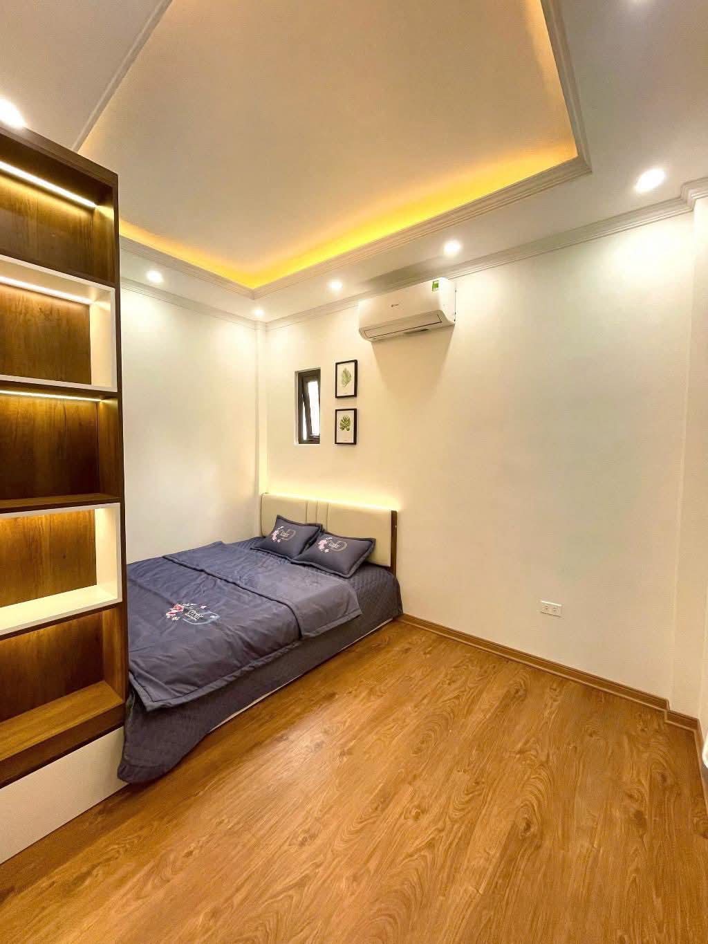 LĨNH NAM, MT SIÊU KHỦNG 6,5m, 5 TẦNG NHƯ MỚI, K QUY HOẠCH