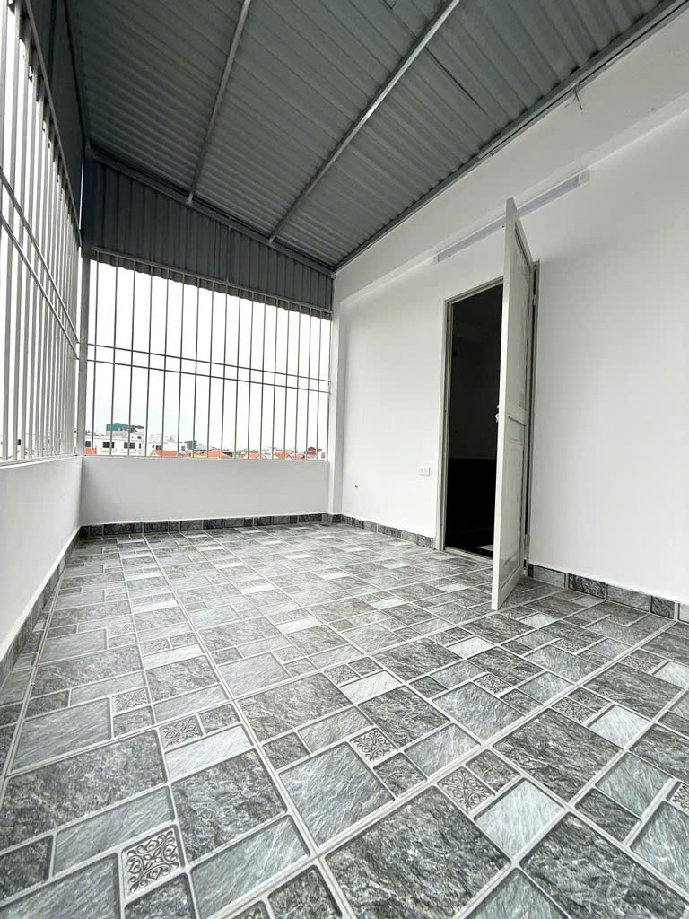 BÁN GẤP 5 TẦNG ĐẠI TỰ - HOÀI ĐỨC - 4.3 TỶ - Ô TÔ ĐẬU CỬA. LH MINH MINH 0399.785.305.