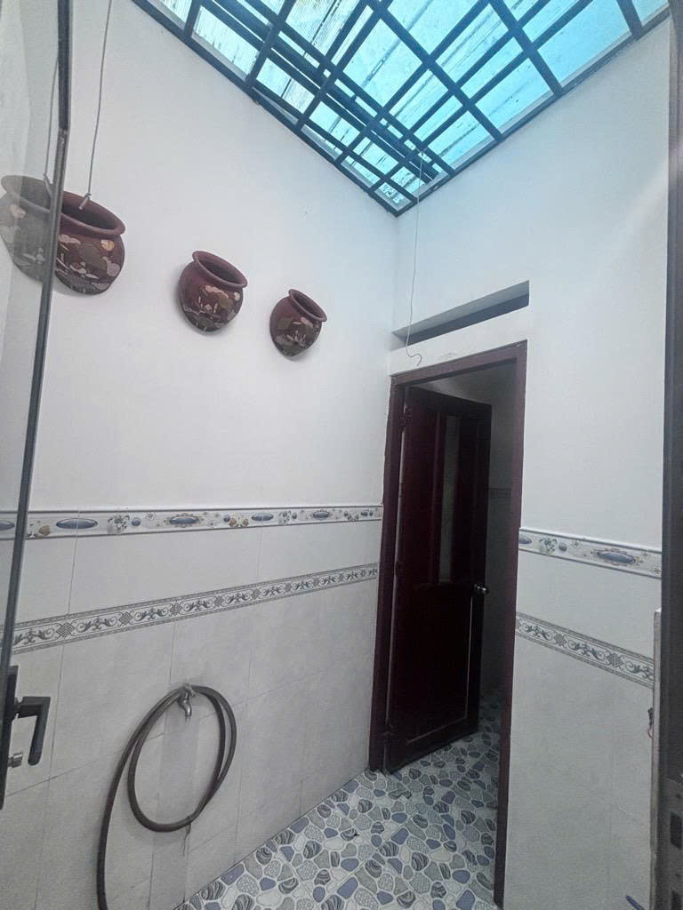 Huỳnh Tấn Phát - 3 tầng 4 pn - hẻm oto tránh nhau - giá chỉ 5.6 tỷ