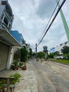 NHÀ GẤP BÁN NGAY TRUNG TÂM QUẬN 4 - THUẬN TIỆN DI CHUYỂN CÁC QUẬN TRUNG TÂM - HẺM THÔNG, THOÁNG - NHỈNH 7 TỶ