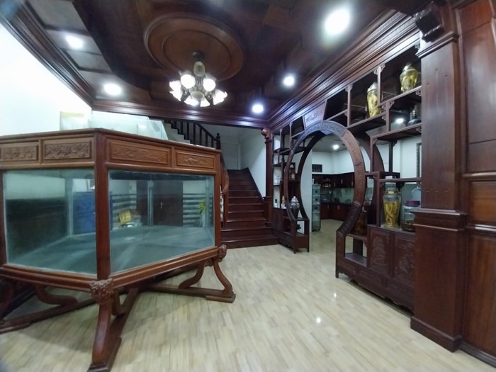Nhà lớn shr vào ở ngay