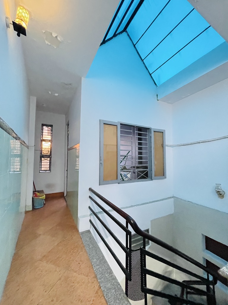 Sót siêu phẩm hẻm xe tải,
