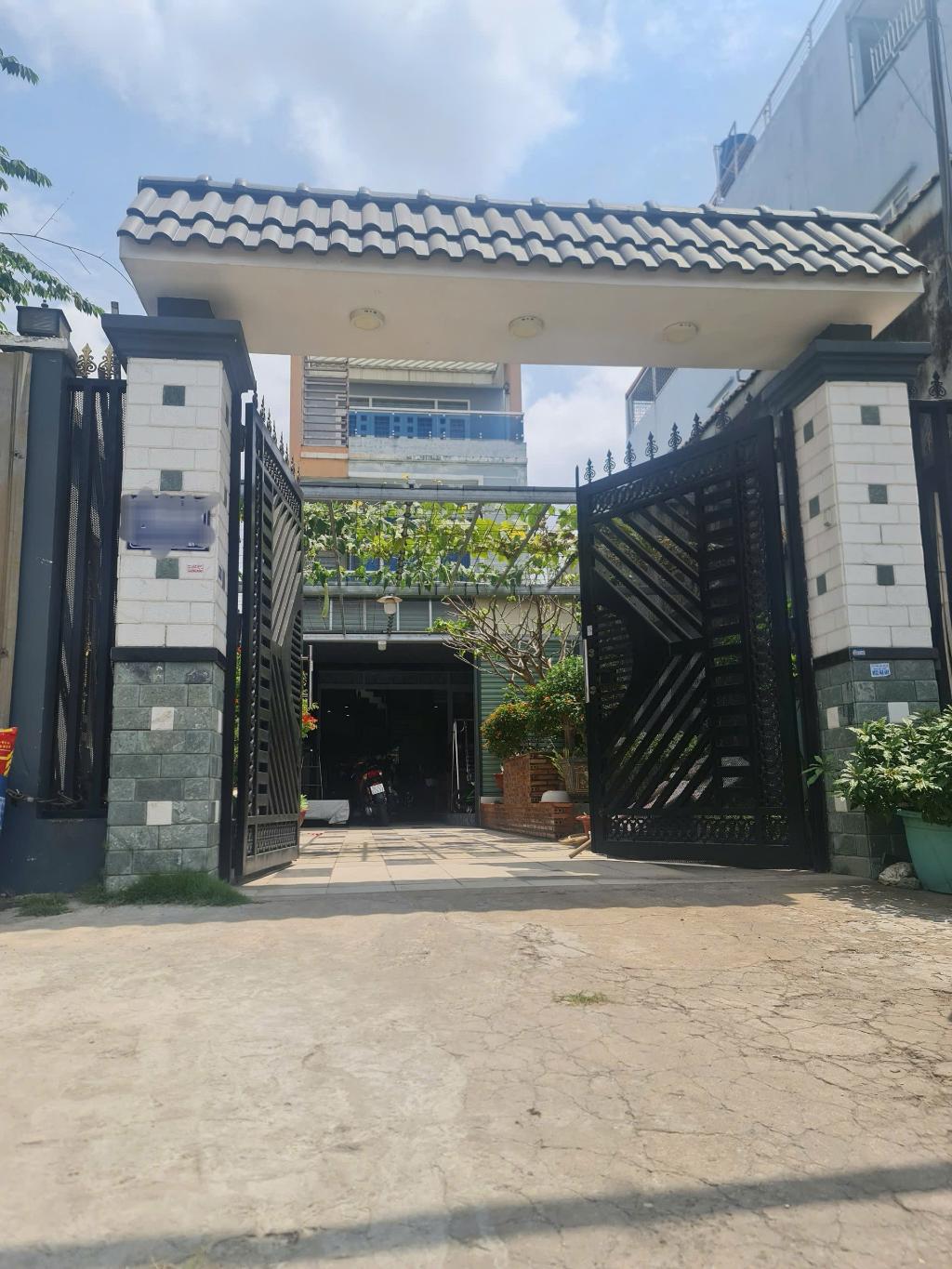 200M2 - MẶT TIỀN ĐƯỜNG 20M - 3 TẦNG SÂN THƯỢNG TRƯỚC SAU - NGANG 5 DÀI 40 -