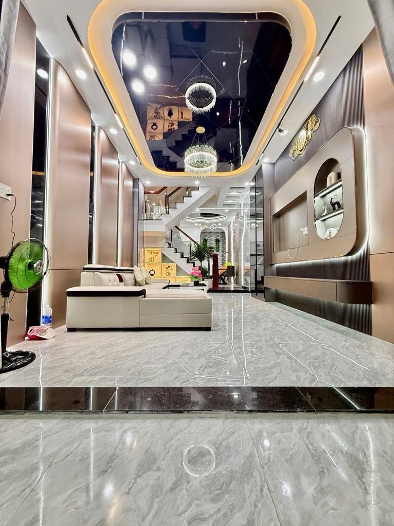 Chủ gửi. Nhà siêu rẻ, siêu hiếm