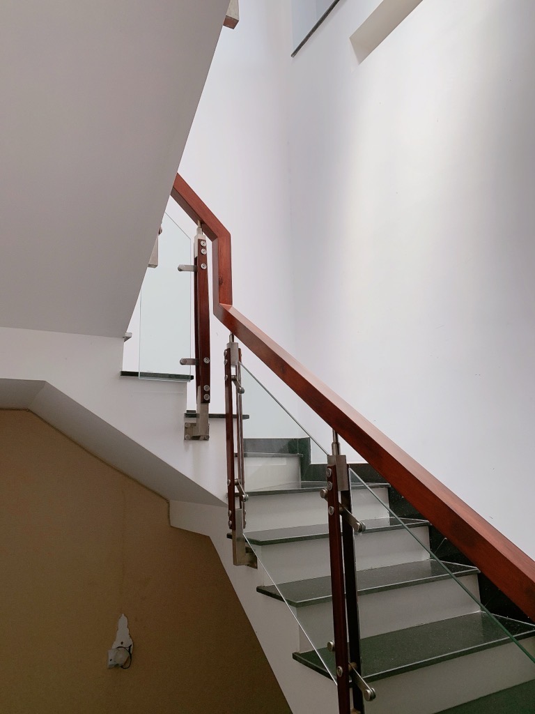 Hẻm xe tải thông thoáng, khu dân cư đồng bộ, 56m2, có sân trước, sân thượng