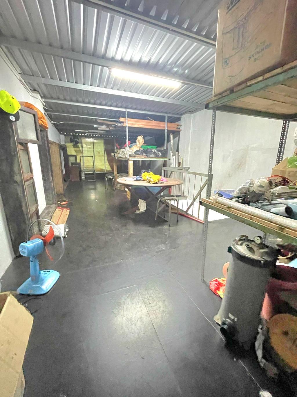 Nhà hẻm xe hơi, gần mặt tiền đường Phú Thọ Hoà, khu chợ vải đông đúc