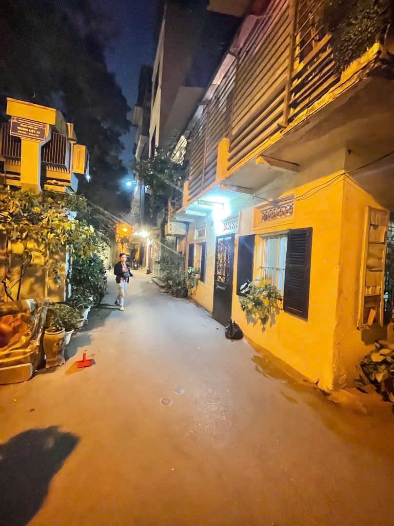 Nhà đẹp 5 tầng ô tô tránh trung tâm Đống Đa