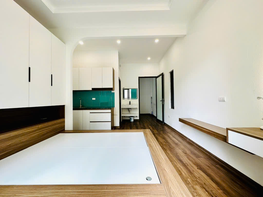 Bán nhà 5 tầng Ô Chợ Dừa - Trung tâm quận Đống Đa