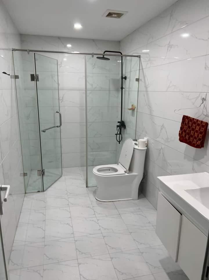 MẶT PHỐ CHÍNH - MẶT TIỀN KHỦNG - VỊ TRÍ SIÊU ĐẸP - GIÁ CỰC CHẤT - CHỐT LINH ĐỘNG