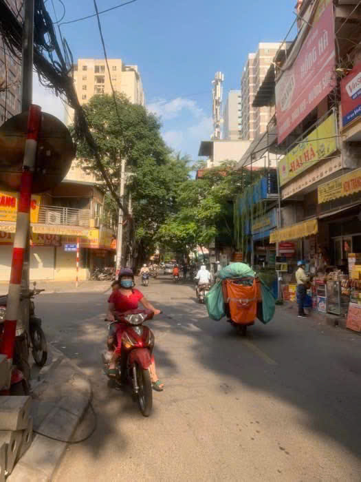 BÁN NHÀ MẶT PHỐ CHÍNH- KINH DOANH THUẬN LỢI