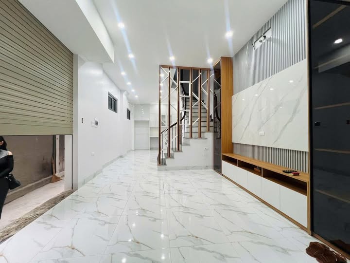 BÁN GẤP NHÀ MINH KHAI   GIẢM SÂU 200TR -NHÀ ĐẸP - SÁT Ô TÔ Suýt 60m2 x 4 tầng