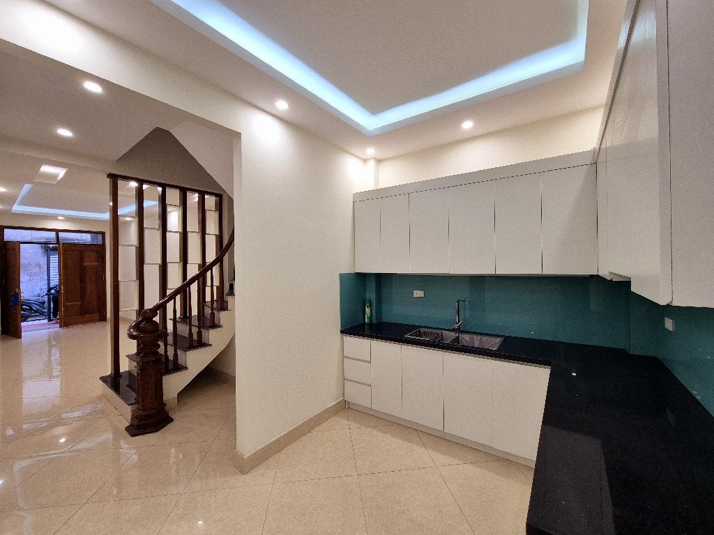 BÁN NHÀ ĐẸP 5 TẦNG 51m2 TẠI YÊN HÒA – CẦU GIẤY, HÀ NỘI – GIÁ 9,3 TỶ